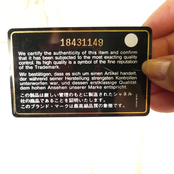 Chanel Quilted Lambskin Perfect Edge Tote - Picture 11 of 15